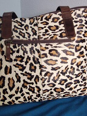 Klassy Cowgirl 77071 Cheetah Hair On Cowhide Shoulder Bag